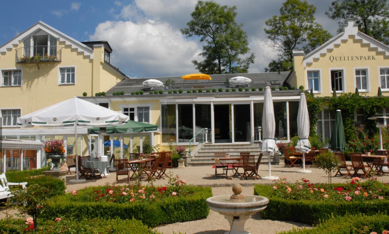 Hotel Quellenpark Bad Elster Exterior photo